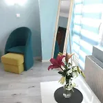 White Rose Guest Hotel 2*
