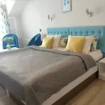 White Rose Guest Burgas