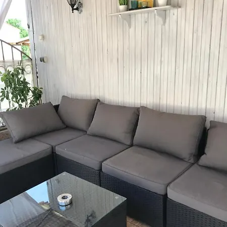 Szálloda White Rose Guest