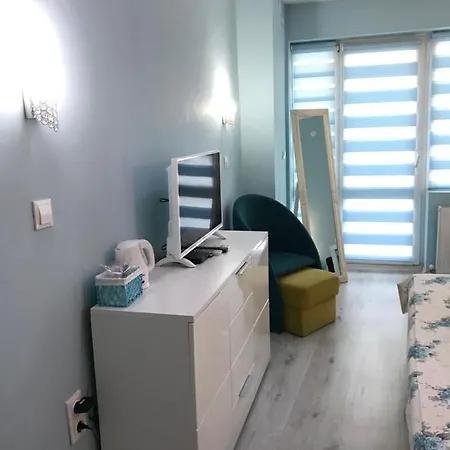 Szálloda White Rose Guest 2*