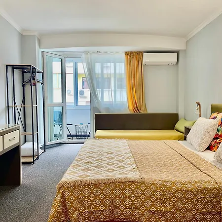Szálloda White Rose Guest 2*