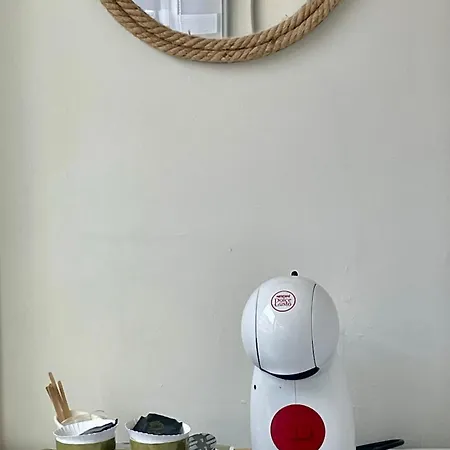 White Rose Guest 2* بورغاس