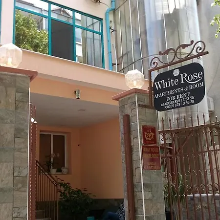 White Rose Guest Хотел Бургас