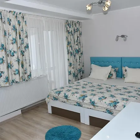 White Rose Guest فندق