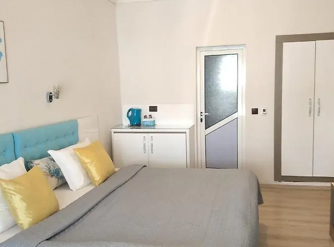 Hotel White Rose Guest