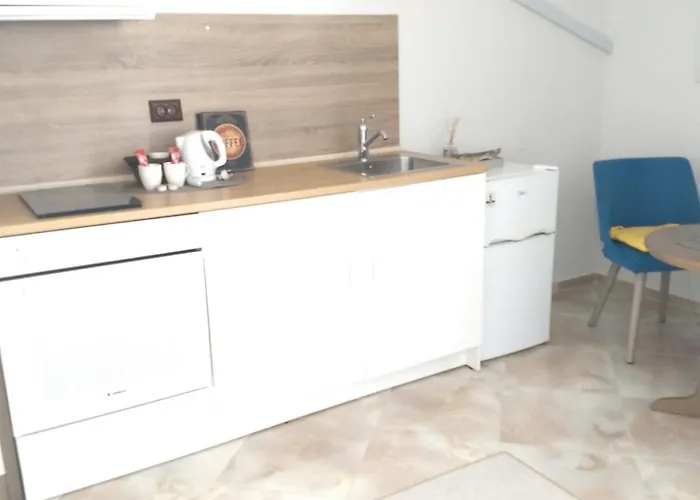 White Rose Guest Hotel Burgas City