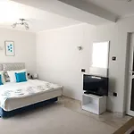 Hotel White Rose Guest Burgas City