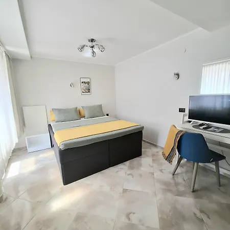 فندق White Rose Guest
