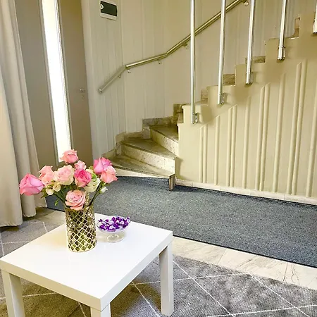 White Rose Guest فندق