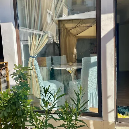 فندق White Rose Guest بورغاس