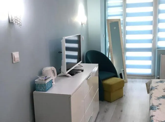 Hotel White Rose Guest 2*